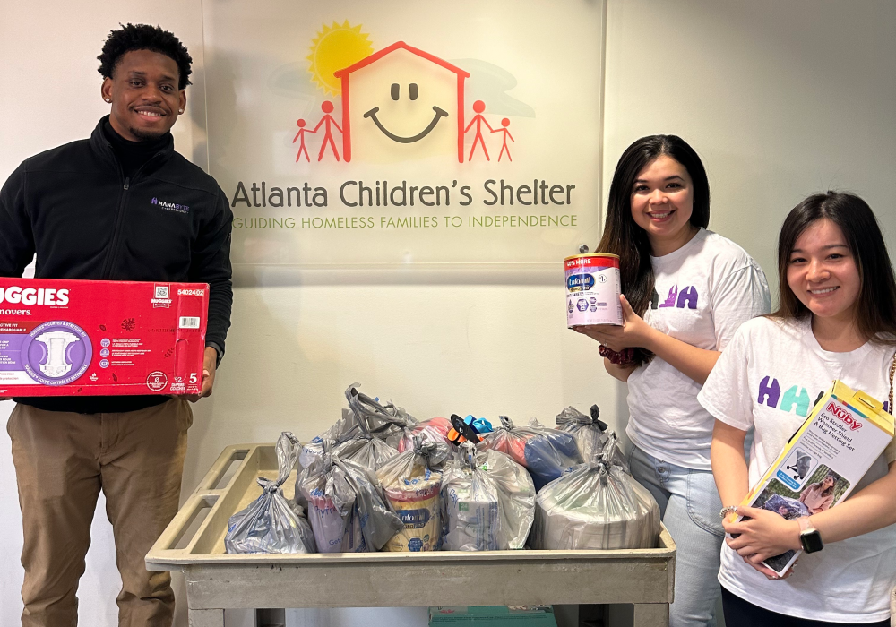 The HanaByte team donating materials to the Atlanta Children’s Shelter